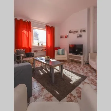 Spacious And Cozy 3 Bedroom Apartment In Downtown Sofia Sofia